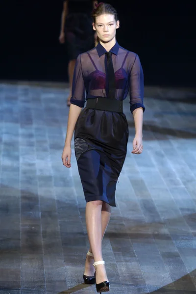 Look 30